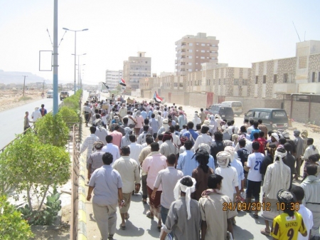 شبوة : مسيرة حاشدة بعتق نصرة للرسول الكريم محمد