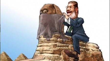 الرئيس مرسي ..  نصب نفسه حاكماً بأمر الله .. لا يجوز نقض قراراته قضائيا ؟