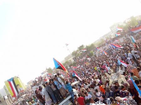 صور أولية لحشود مهرجان المنصورة(صور  فيديو)