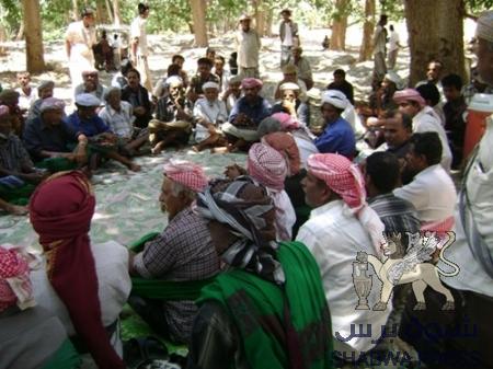 نصب قطاع قبلي على طريق صافر – حضرموت بعد إختطاف أثنين من آل كثير وإقتيادهم إلى مكان مجهول