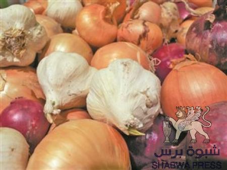 الغذاء قبل الدواء - علاجات طبيعية : ثوم وعصير بصل وتفاح وملفوف