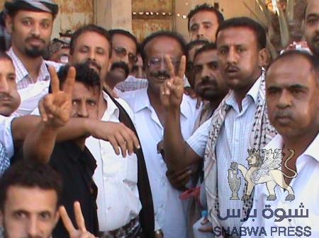 اجتماع موسع لقيادات الحراك الجنوبي في عدن بحضور مسدوس والنوبة