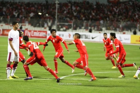 6 آلاف دينار مكافأة لكل لاعب بحريني بعد التأهل لقبل نهائي خليجي 21  ..(15الف دولار )