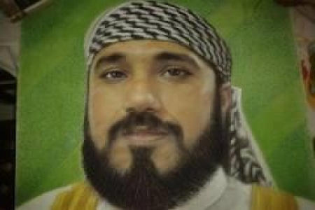 ناشطون :الشيخ الهتاري أثناء نقله الى غرفة العناية المركزة ينادي استقلال الجنوب الناجزيا أبناء الجنوب