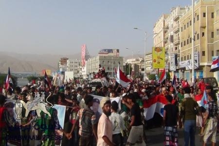 بن مخاشن يدعوا القيادات الجنوبية تحريك المسار السياسي لمواكبة الفعل الثوري الجنوبي