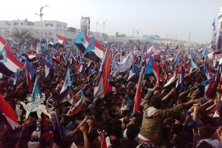 تقرير : يوم تاريخي في جنوب اليمن يتجاوز المأساة ويبشر بتوافق قادم على طريق الاستقلال