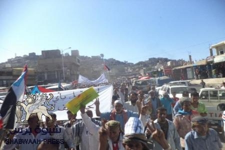 استنفار عسكري للواء المرابط بمدينة الضالع عقب سقوط آخر موقع له امس بيد مسلحين