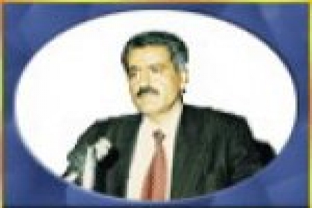 مقتل شخص حاول اقتحام منزل وزير الداخلية السابق حسين عرب في صنعاء