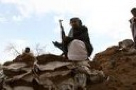 لليوم الثاني على التوالي :معارك طاحنة بين الجيش اليمني ومسلحين برداع