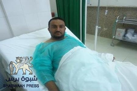 خروج الجريح الناشط وسيم عليوة من غرفة العمليات قبل لحظات ..