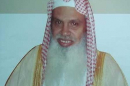 سرقة سيارة إمام الحرم النبوي من أمام منزله