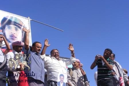شبوة تستقبل المسيرة القادمة من حضرموت  والزعيم باعوم يدعو لهدنة بين قبائل شبوة