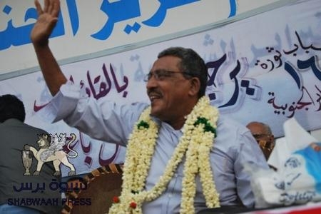 الزعيم باعوم يدعو لتخليد فعاليات 21 فبراير ويُعلن إستقباله على مشارف المكلا للمسيرة الراجلة من شبوة
