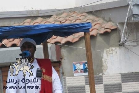 الجنوبيين في لجنة الحوار الوطني ينسحبون من اجتماع اللجنة احتجاجا على الاعتقالات في الجنوب