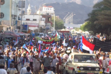 صورة من قلب الحدث ساحة الدرويش (صور) التغطية الاولى