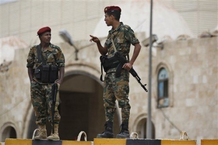 سفارة غربية أبلغت الرئيس هادي باحتمال تعرض منزله لعملية ,, إرهابية ,,