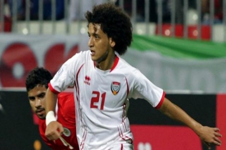 برشلونة وآرسنال يتنافسان على عمر عبد الرحمن