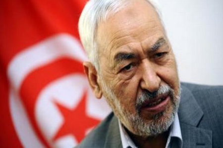 تونس.. الغنوشي يتعرض للرشق بالحجارة