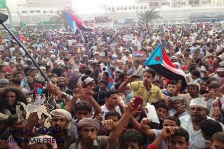 تقرير أجنبي : الشعب الجنوبي أصبح يائساً وغاضباً ولا يستطيع أحد السيطرة عليه.