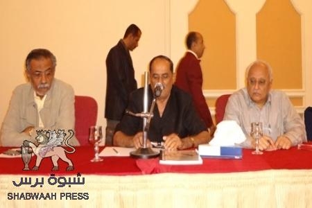 وفد المؤتمر الوطني لشعب الجنوب المشارك في الحوار يعقد اجتماع في صنعاء