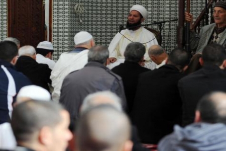 نقابة أئمة لمواجهة ‘‘ السلفية ‘‘ بالجزائر