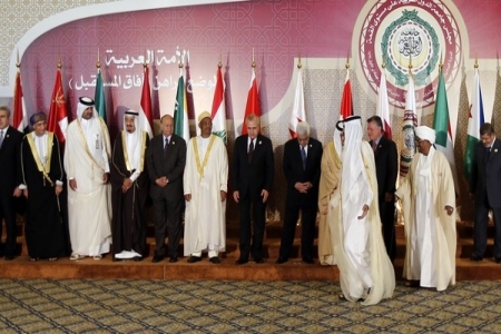 القادة العرب يعلنون التزامهم بالعمل من أجل الحفاظ على وحدة اليمن واحترام سيادته