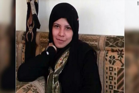 أصغر مطلقة بالعالم تواجه والدها لاستعادة مالها وإنقاذ اختها