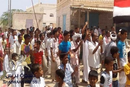 المئات من ابناء مدينة شحير ينددون بالفتاوى التكفيرية ضد ابناء الجنوب
