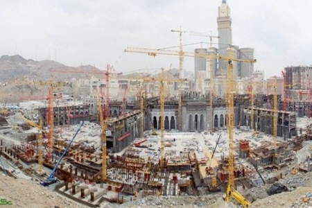 فتح الدورين الأرضي والأول للطواف في رمضان القادم