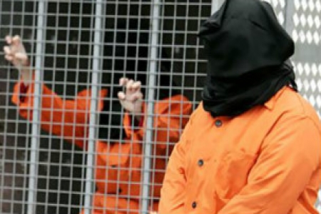 الغارديان: سجين يمني في غوانتانامو يقول ان الإضراب عن الطعام هو ‘‘أمله الاخير‘‘