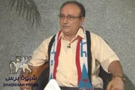 القائد هو من يُهيئ للجنوب قادة بالميدان ..لا ان يعمل بقوة ليقود قطيع من العُميان