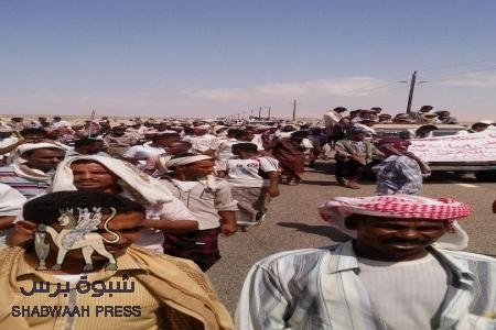 اتفاق من ثلاث نقاط ينهي اعتصام العاطلين من أبناء رضوم في الحاف