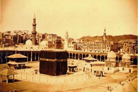 أسرة هندية تطالب بتعويضها بثلاثة مليار ريال سعودي عن وقف بجوار الحرم المكي هُدم قبل 42 عاماً