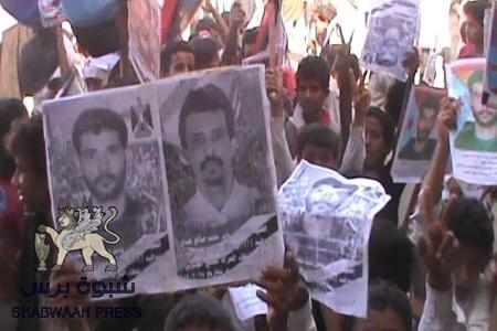 الالاف من أبناء الجنوب يحيون أربعينية فقيدي الثورة الجنوبية طماح والمسعودي