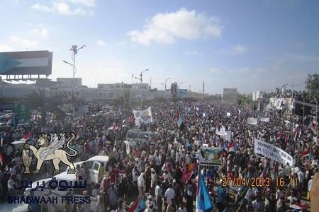 أولى وفود الحراك السلمي الجنوبي من وادي حضرموت تصل العاصمة عدن