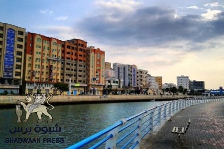 فرنسا تحذر عبر سفيرها في صنعاء من سيطرة القاعدة على المكلا