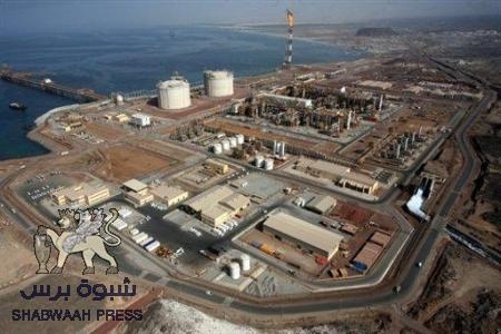 تصادم طائرتين في مطار بلحاف الخاص بشركة الغاز يغلق المطار