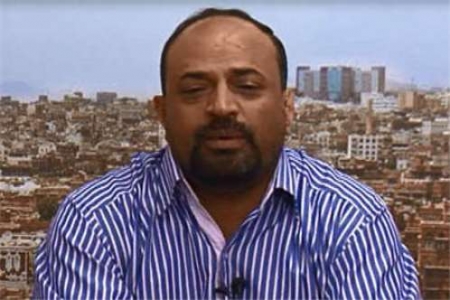 خبير سياسي يمني : يعتبر تشكيل لجنة للتوفيق يعني بأن الأجندة النهائية ستُرسم خارج الحوار