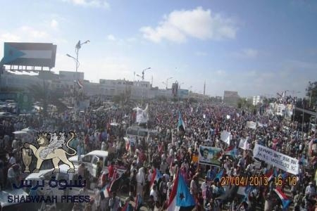 لجنة التنمية النهب في الجنوب وأحمد يُصرح بالانفصال