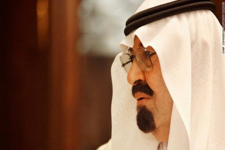 العاهل السعودي عبدالله بن عبدالعزيز : وضع مصر بحاجة لحكمة وتعقل