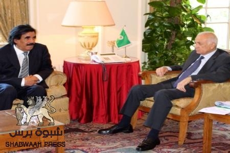 السيد علي سالم البيض يلتقي امين عام الجامعة العربية بالقاهرة