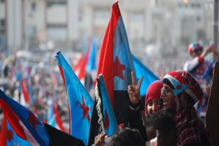 صحيفة إماراتية: ‘‘تمرد‘‘ جديد جنوب اليمن