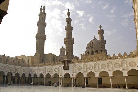 المسجد الأزهر الشريف : درة المساجد في بلاد المسلمين