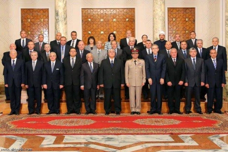 الحكومة المصرية الجديدة تؤدي اليمين الدستورية