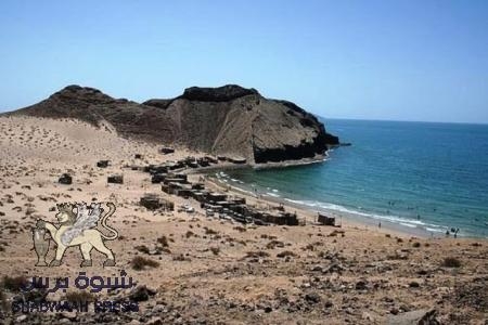 شابان من صنعاء ينقذان أسرة عدنية مكونة من سبعة أفراد من الغرق في ساحل البريقة