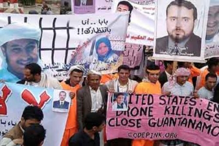 هروب المساجين في العراق وليبيا وباكستان يؤخر إطلاق المساجين اليمنيين في غونتنامو