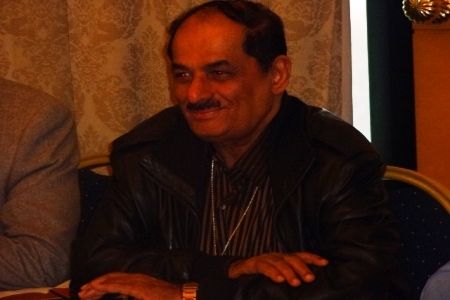 محمد علي احمد يترأس لقاء تشاوري للمشاركين في مؤتمر الحوار المتواجدين بعدن