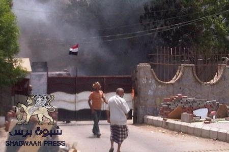 انتحاري يفجر نفسه وسط سوق شعبي بصنعاء