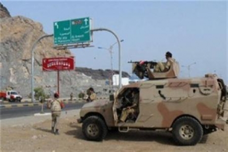 العثور على جثة مسن بعدن.. أحد عناصر القاعدة يسلم نفسه للأمن ويعلن توبته من الإرهاب