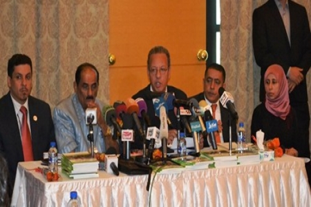 التئام فريق القضية الجنوبية مجددا بحضور بنعمر والأمانة العامة ترحب